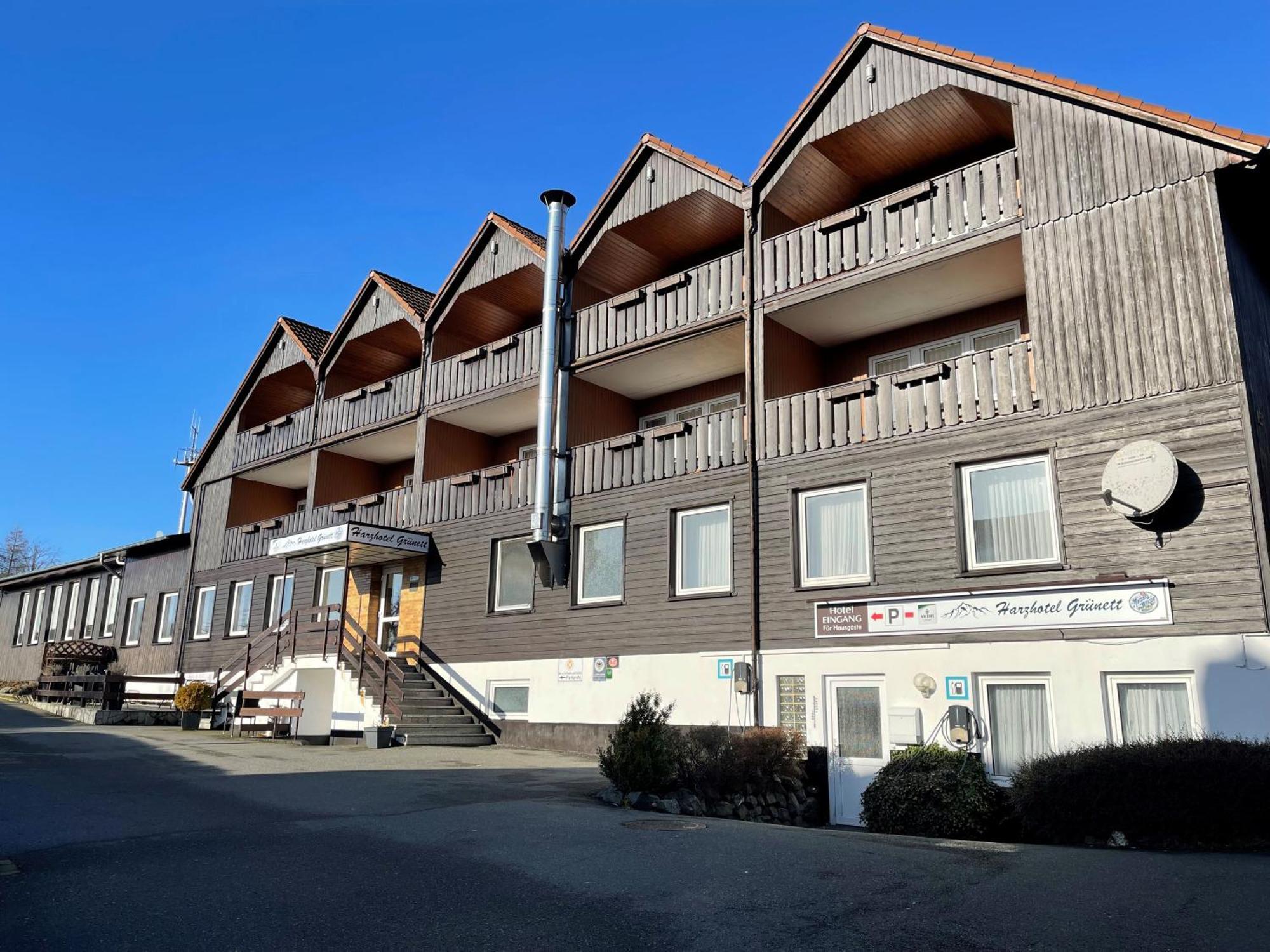 Harzhotel Gruenett ランゲスハイム エクステリア 写真
